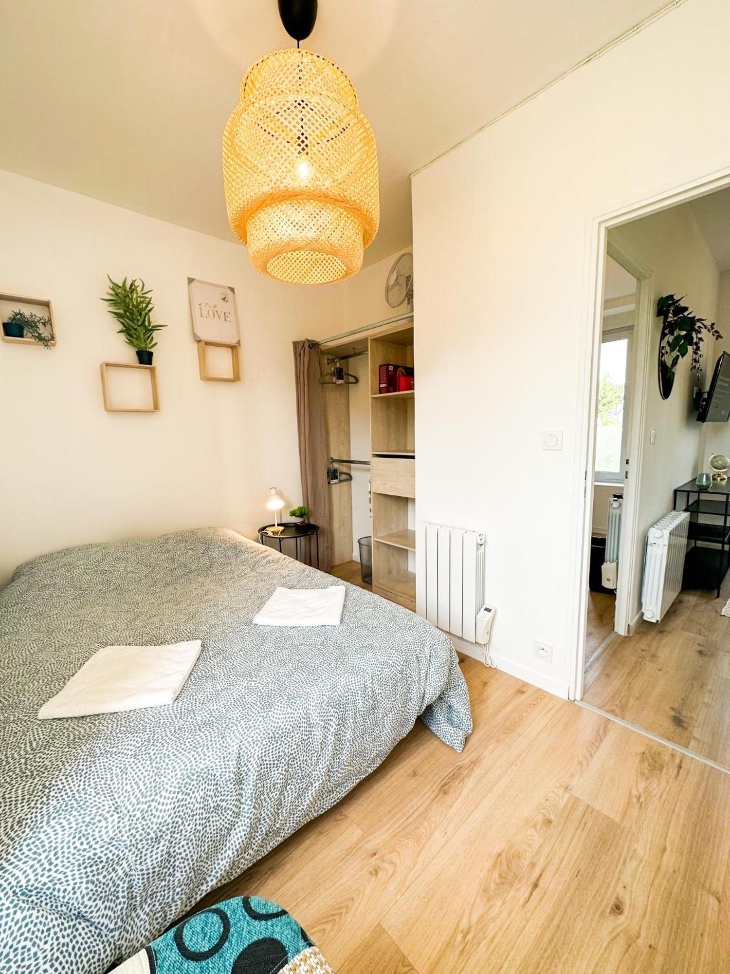 Ferienwohnung New: Agreable & Lumineux *Gare* Guingamp Exterior foto