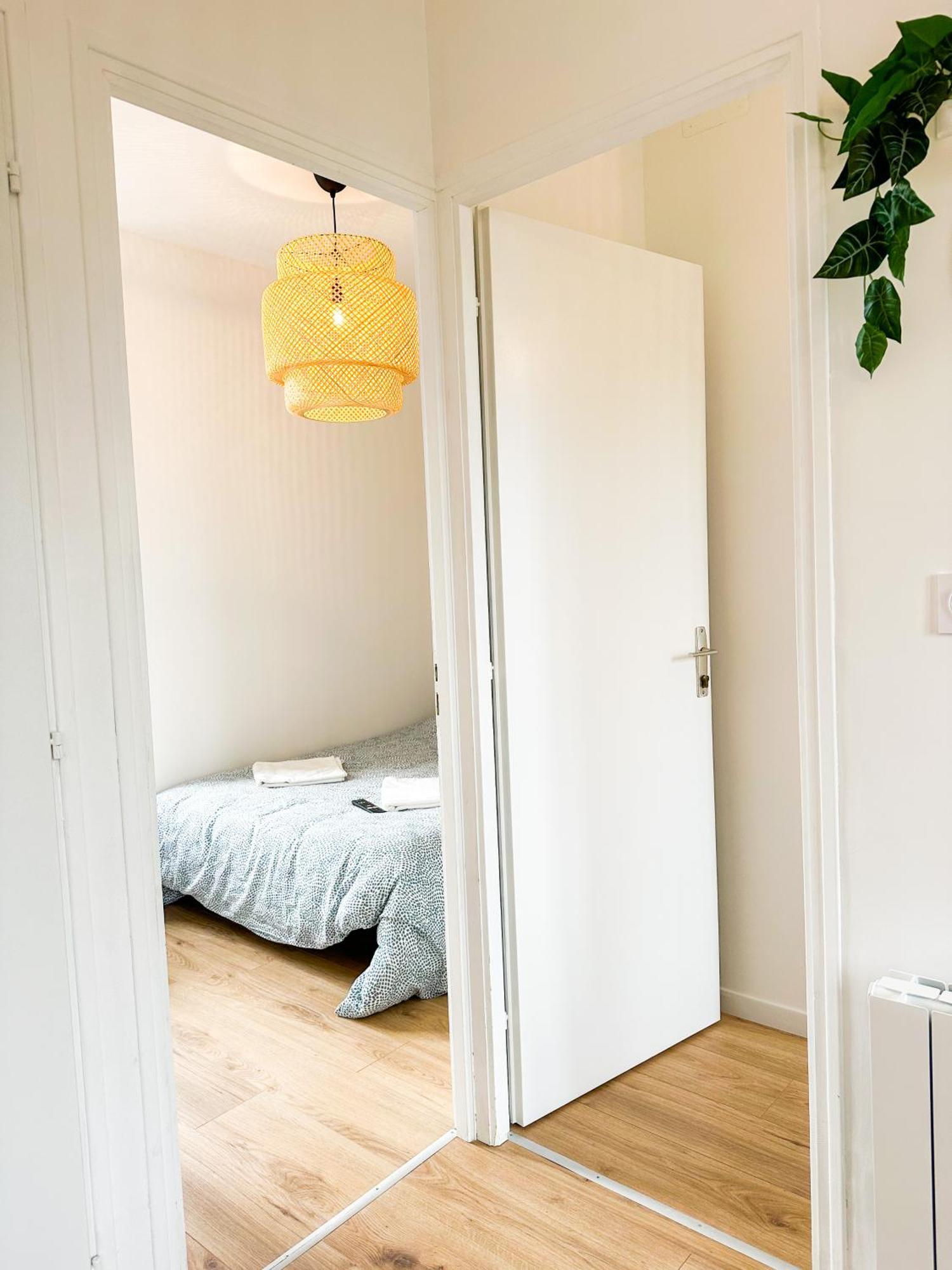 Ferienwohnung New: Agreable & Lumineux *Gare* Guingamp Exterior foto