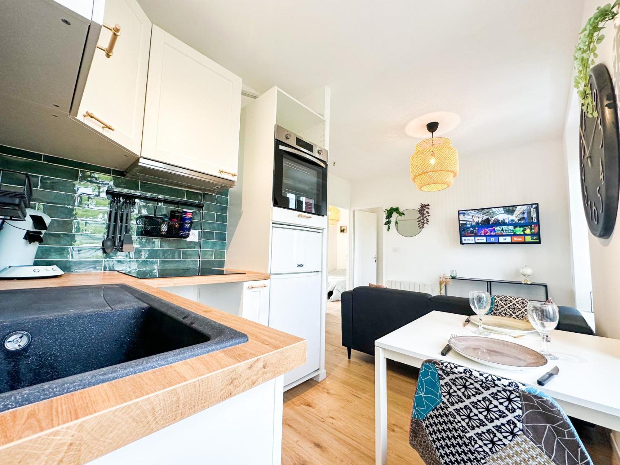 Ferienwohnung New: Agreable & Lumineux *Gare* Guingamp Exterior foto